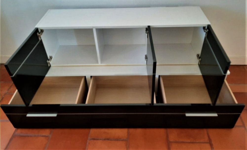 Móveis para arrumação