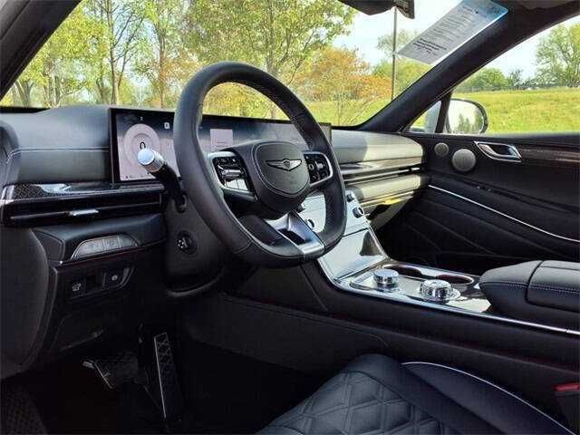 2025 Genesis GV80