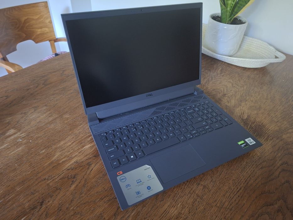 Laptop Dell G15 5510