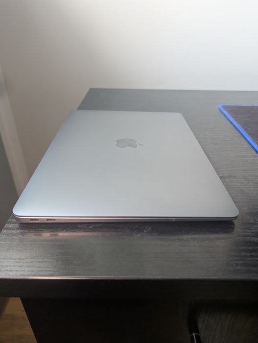 MacBook Air M1 2020 – 8 GB RAM / 256 GB SSD – Sprawny
