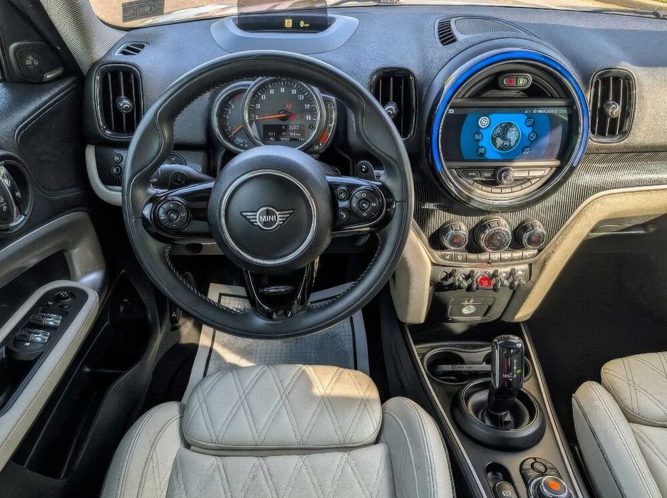 Mini Countryman S      2020