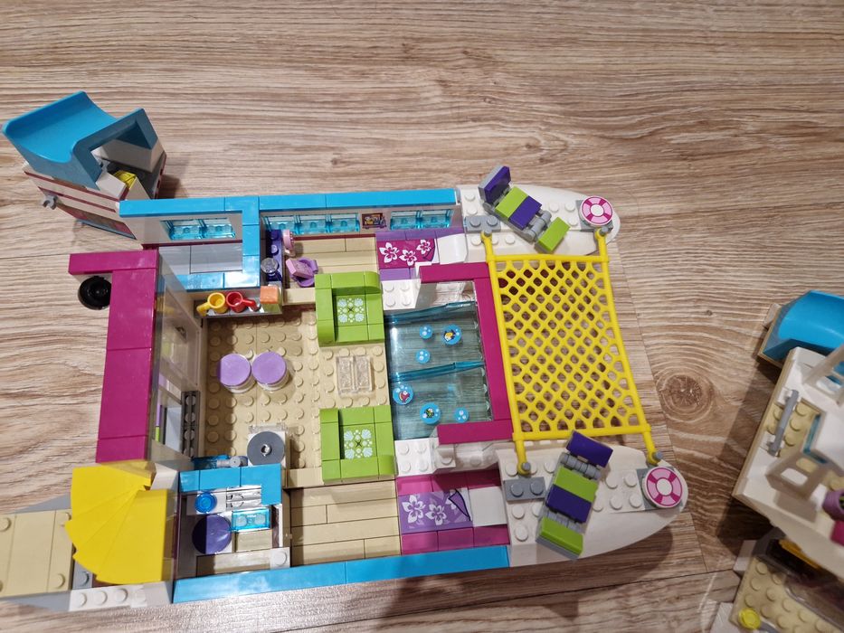 LEGO Friends katamaran (41317)