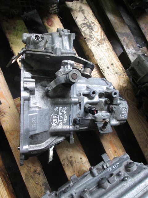 Caixa de velocidades manual HYUNDAI Accent I (X3)