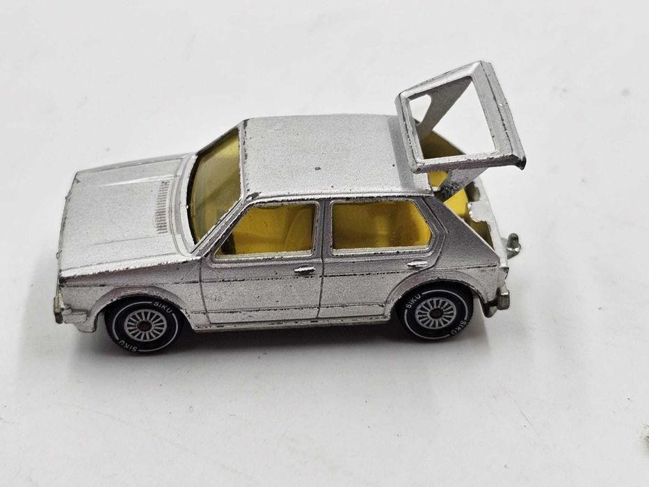 〈Siku〉ジク VW GOLF ゴルフ LS (西ドイツ製) Siku - Volkswagen Golf LS Zamość • OLX.pl