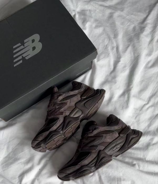 New balance 9050 brown