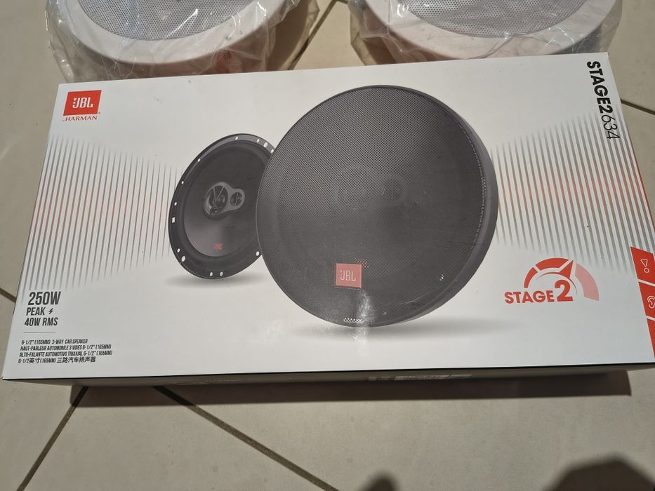 Głośniki podsufitowe JBL