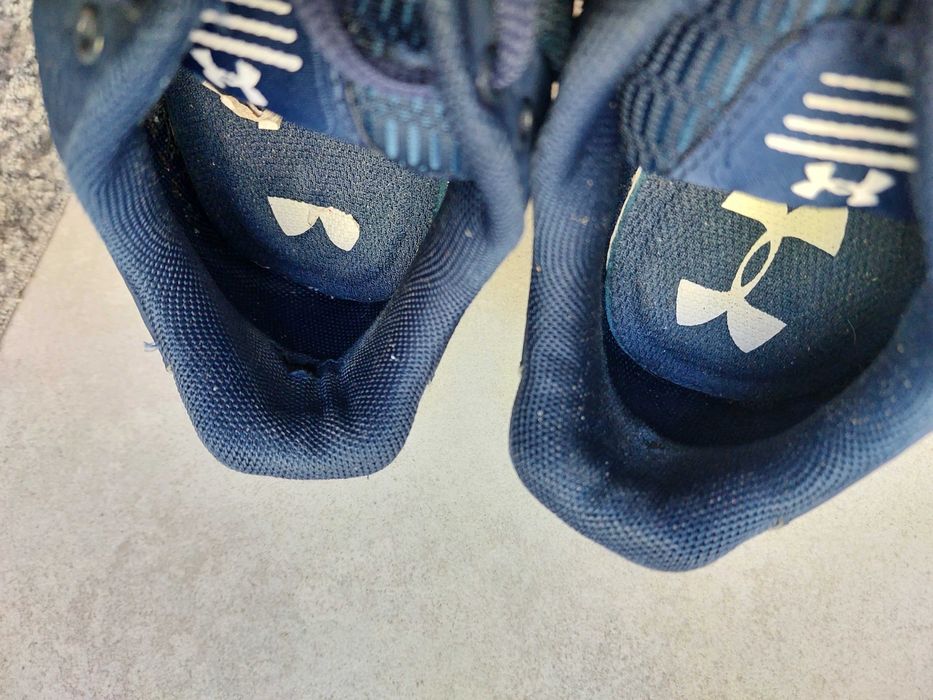 Buty biegowe under armour 40
