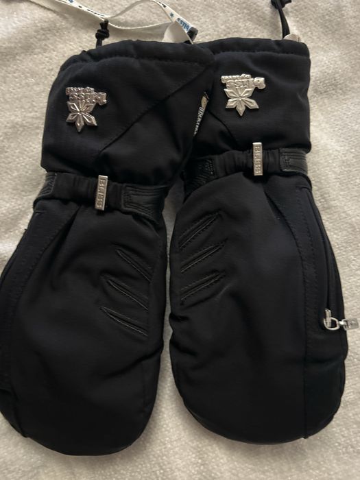 Це лижні рукавиці-рукавички бренду Level