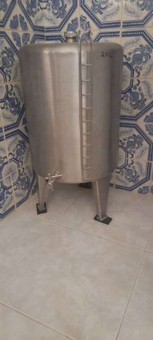 Cuba de inox para vinho