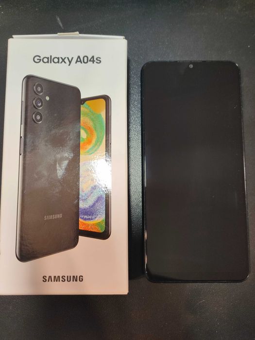 Samsung Galaxy A04s 3/32GB + karta pamięci 8GB + kabel USB