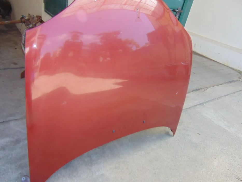 Mazda MX3 capot