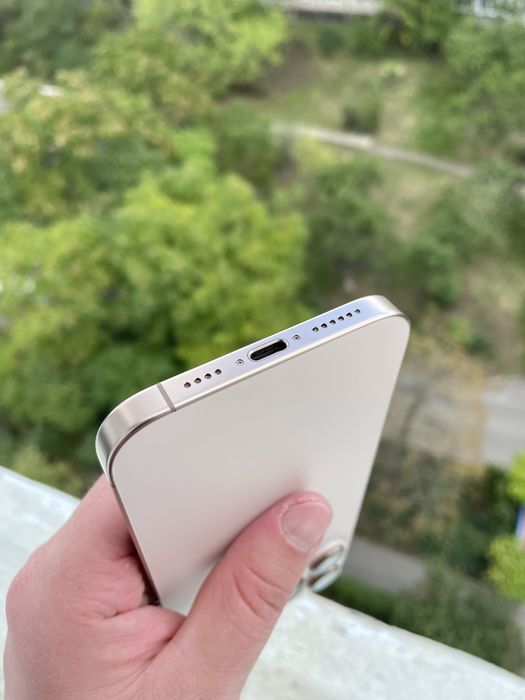 Продам IPhone 16 PRO MAX 256 Neverlock