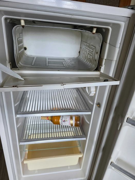 Холодильник АИСТ