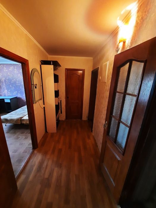Здам 2 кім, Меблі та техніка