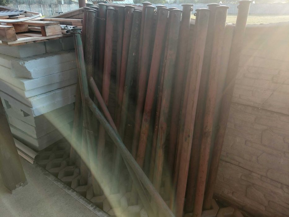 Słupek 150cm solidny 25sztuk