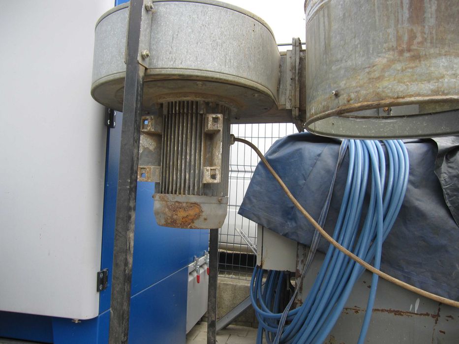 Odciąg 4 workowy pyłu trocin turbina 4 kw