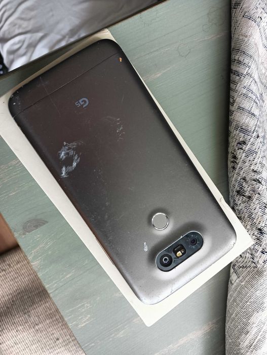 Smartfon LG G5 LTE Amoled 5,7' 3/32 GB pekn. klapka bateria trzyma bdb