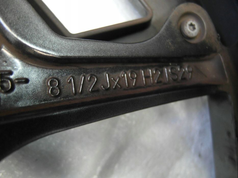 felga bmw g60 g61 8.5jx19 et29 5a32 4d8 1szt