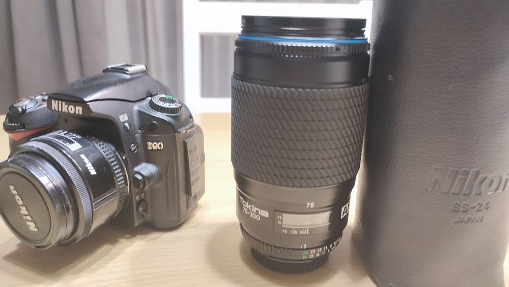 Nikon D90 plus obiektywy