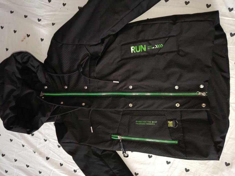 Куртка весняна 9-10р 140розмір