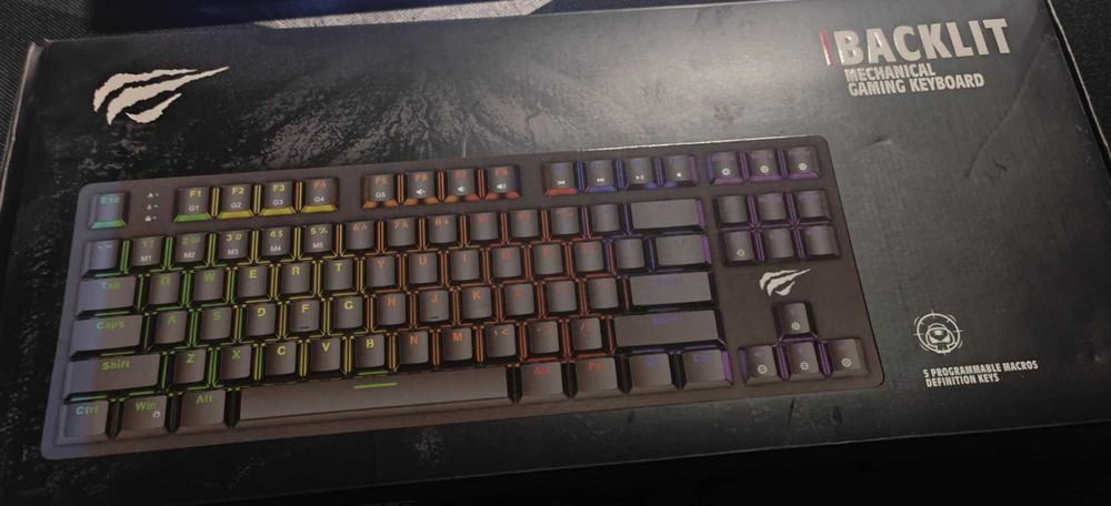 Mechaniczna klawiatura gamingowa BACKLIT KB869L RGB