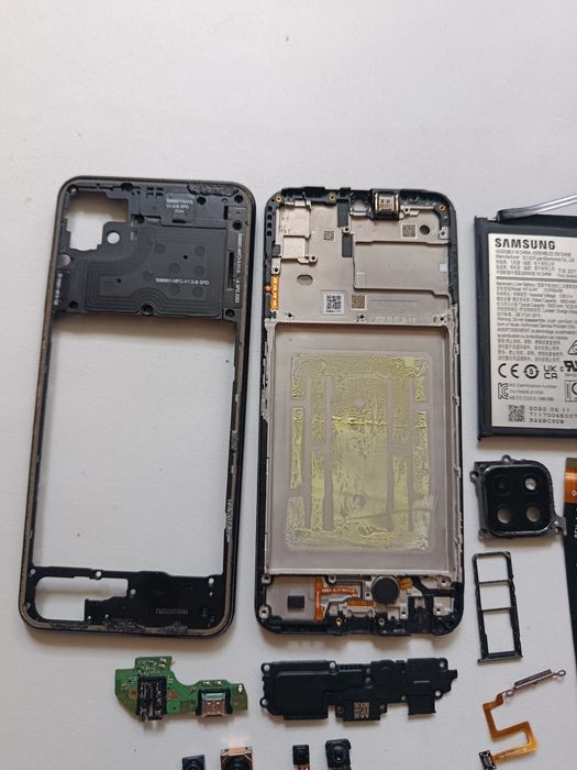 Samsung A22. 5g запчастини
