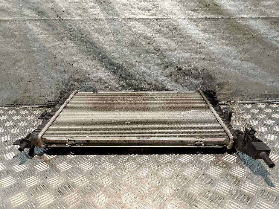 Chłodnica Wody  Ford Focus Mk3 1.6 Tdci