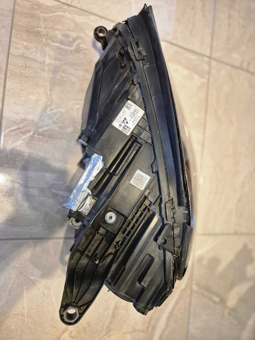 Lampa prawa Mercedes Gle Multibeam led 167