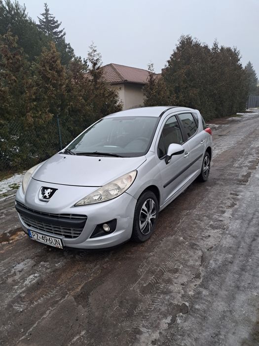 Peugeot 207 kombi 2009r 1.6 hDi 90KM