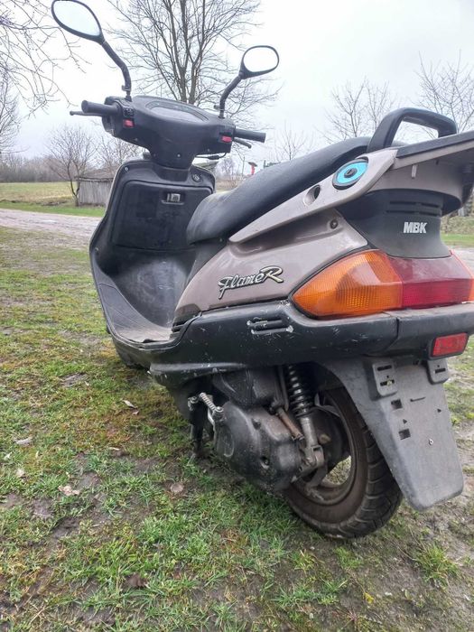 Продам скутер Yamaha "Flame" 125