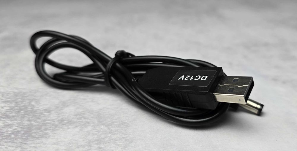 Кабель живлення до роутеру від повербанку (USB to 12V) 1м Новий