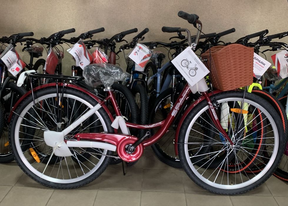 Велосипед   дамский с корзиной