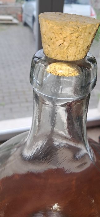 Garrafão de vidro 10 litros.