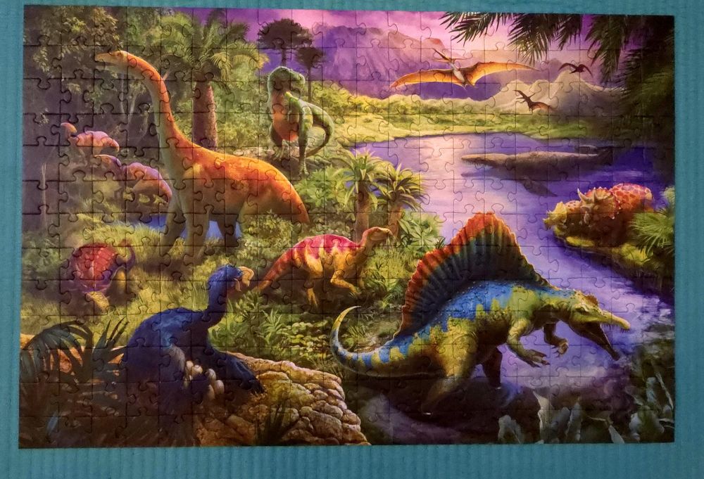 Trefl Puzzle 260 el. Dinozaury