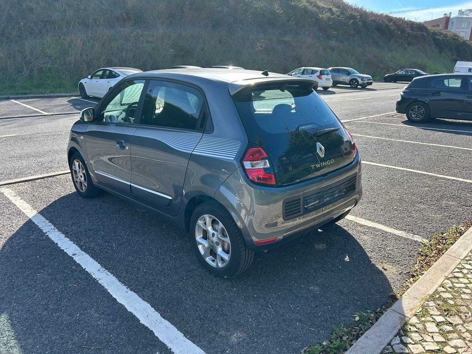 Renault Twingo RENAULT TWINGO 1.0 SCE LIMITED - 17