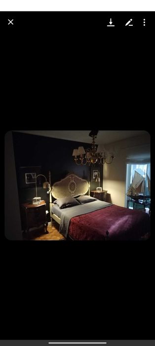 Cama antiga com detalhes