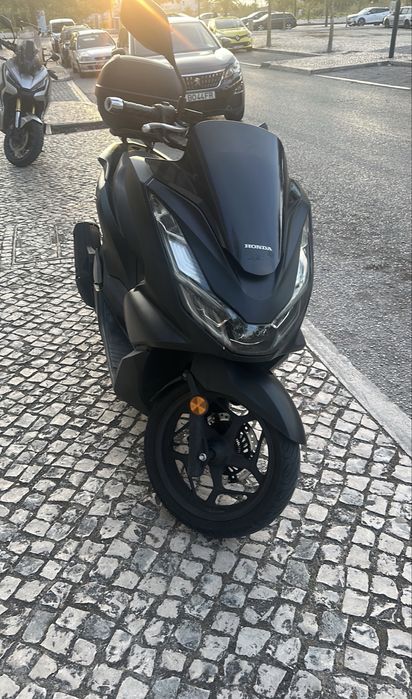 Pcx 2022.