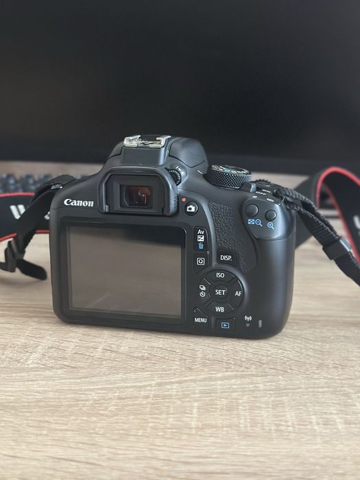 Canon EOS 1300D