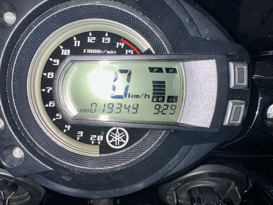 Yamaha FZ6S imaculada