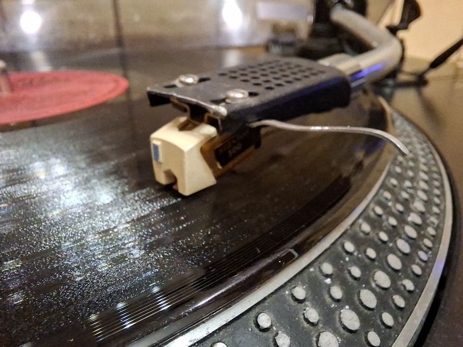 Gramofon Nunark  TT-1700