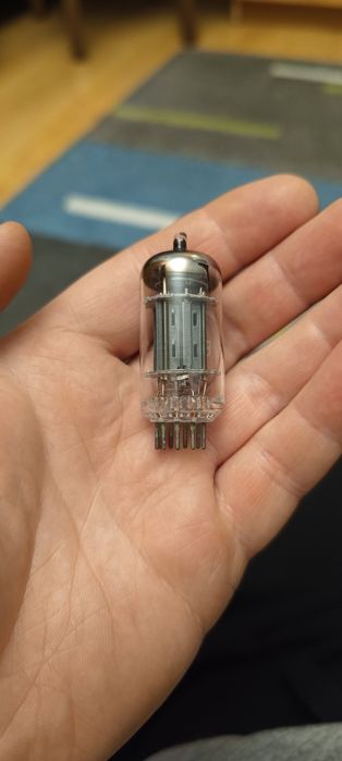 Lampa elektronowa E182CC