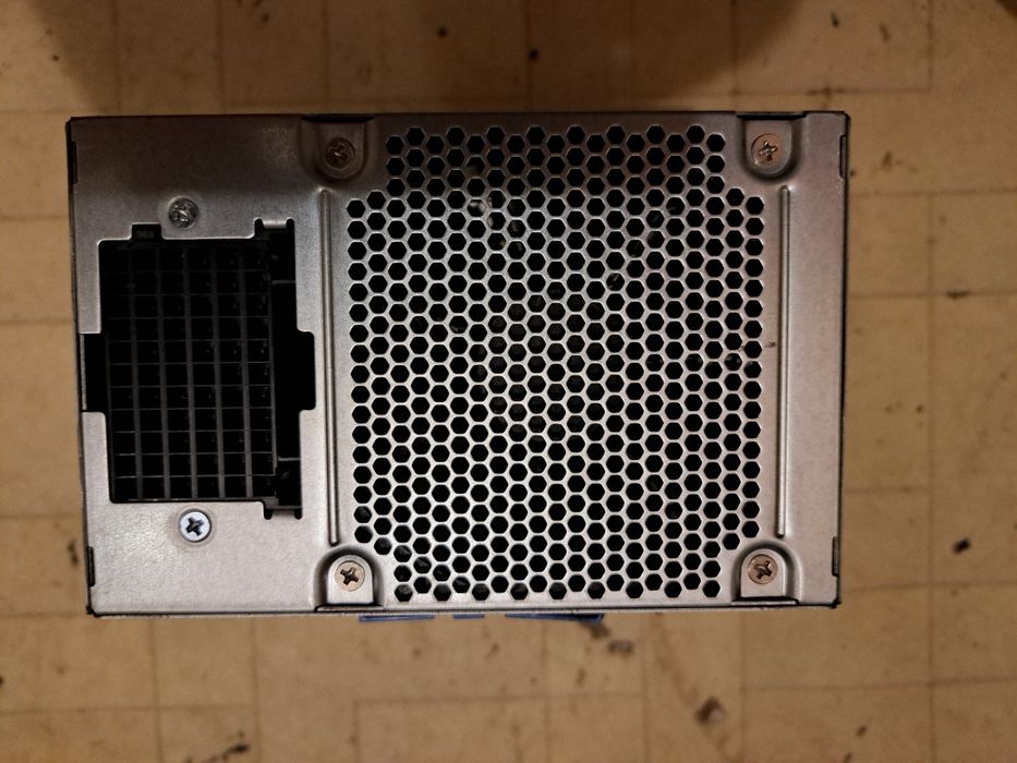 Zasilacz Dell T3500 uszkodzony