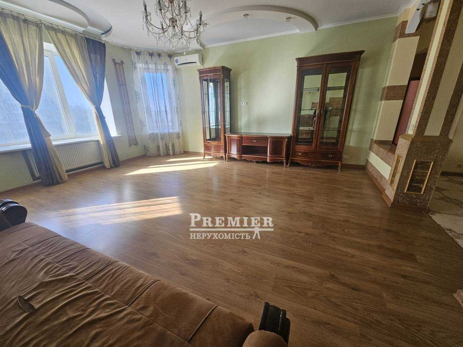У продажу 3 кімн. квартира квадрат моря