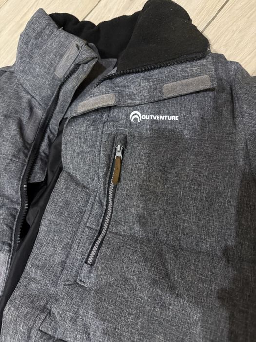 Продам куртку зимню дитячу outventure