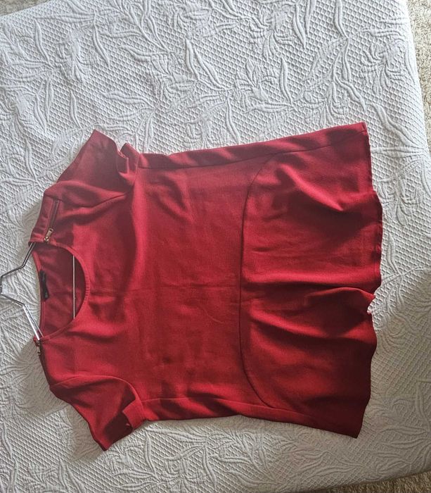 T-shirt túnica vermelha