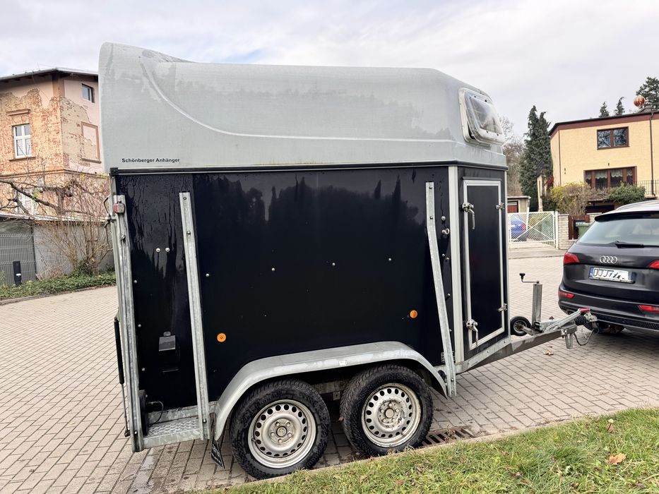 Przyczepa dwukonna Saris 2000DMC