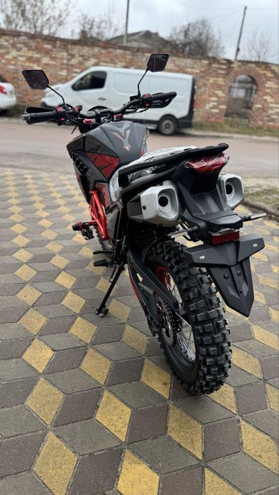 Текен SPARK SP300T-1 новий