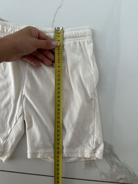 Spodenki rozmiar 128 cm marki h&m
