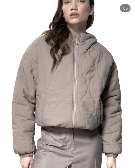 Куртка з капюшоном