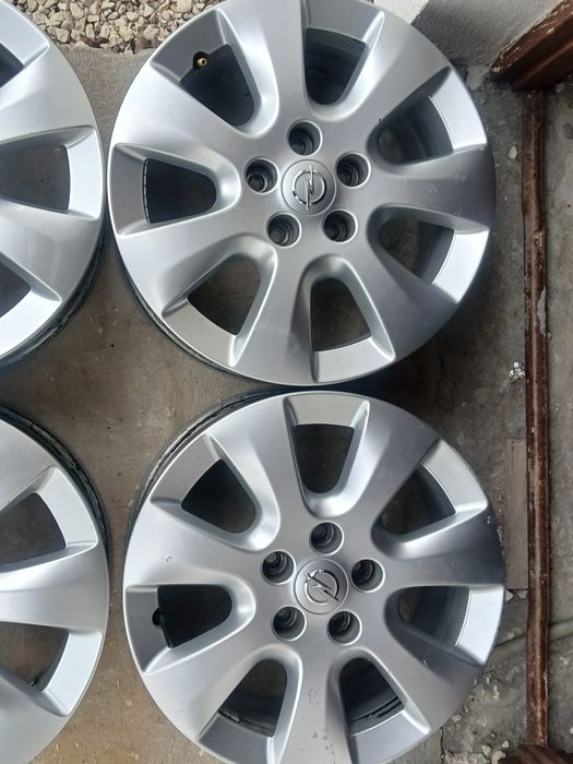 Komplet  oryginalnych FELG OPEL COMBO E 2018 16" 5X108